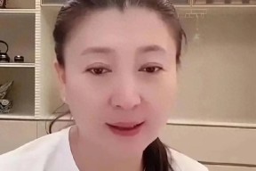 六月连曝5个大瓜！国外生子、全网封禁、自曝怀双胎、韩红最意外