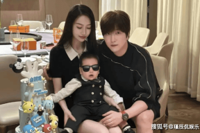 白冰被曝婚内出轨合伙人褚俊杰520爆料上个月才因偷税被禁言